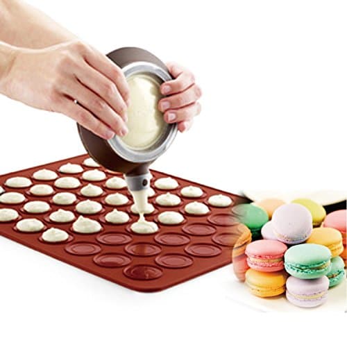 Macaron Macaroon Baking Set - Decorating Pen Icing Tips with 4 Nozzles + 1 x Pastry Baking Sheet