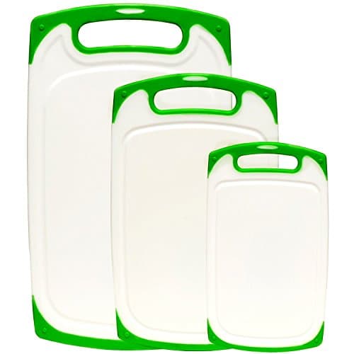 3-Piece Dishwasher Safe Plastic Cutting Board Set with Non-Slip Surface With Juice Groove Plastic Kitchen Chopping Boards Easy to Clean (Green)
