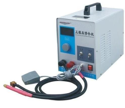 Gowe mould repairing machine