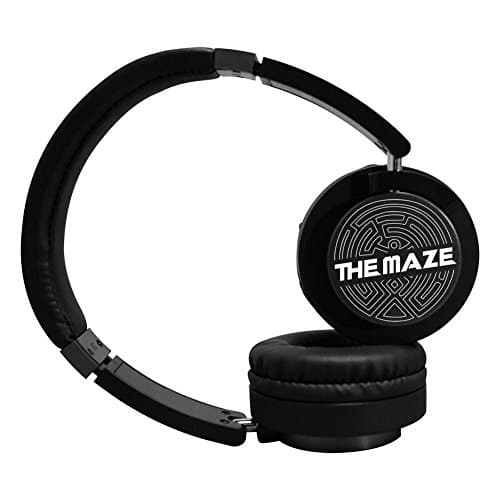 Xiisxin Chen Secret Map Game Maze A Bluetooth headset with clear sound quality