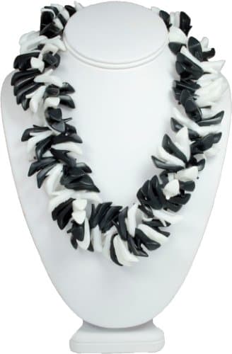 Model Muse Doll Shoe Necklace