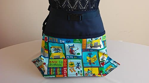 ADJUSTABLE NO TIE APRON - Back to School Pattern / 3 Lined Pockets Waist Apron with attached key holder / Cat City / The Perfect Teacher's Gift