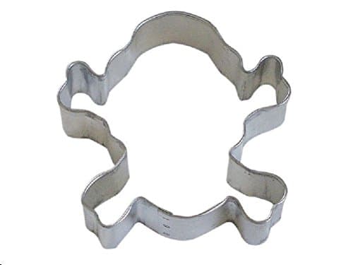 Skull Crossbones Cookie Cutter 3.5"