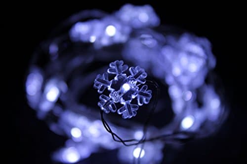 Mogou LED String Lights 20 Super Bright Cold White Color LEDs Fitted into Snowflakes on 7.5 Ft Ultra Thin Silver Wire 3AA Battery Operated For Home Bedroom Party Tree