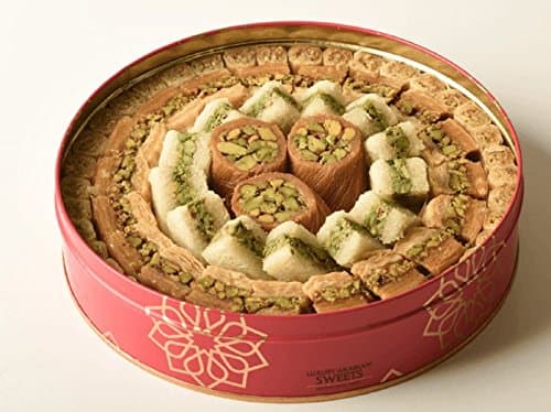 C202 - Baklava Assorted (28 Oz Net, 2.2 lbs Gross, 8.5 inches x 8.5 inches x 2 inches) Sweets Gift Box (Oglu) - Baklava Pastry Assortment (Baklava Mix Classic, C202)