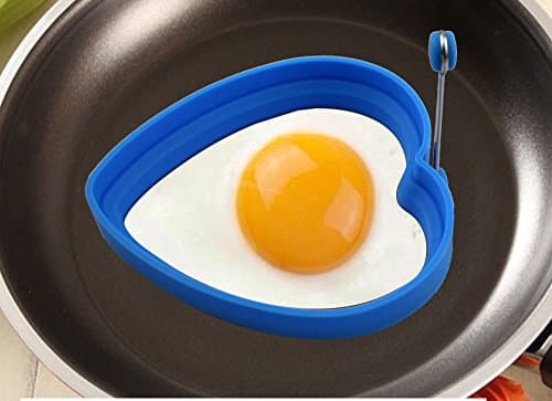 Egg ring Egg Mold non-stick Fried set of 2: One Stainless steel Egg Ring Round-Shaped &amp; One Silicone Heart-shaped Egg ring for Breakfast, cooking round Pancakes Egg Poacher Burgers Omelettes,Cookies