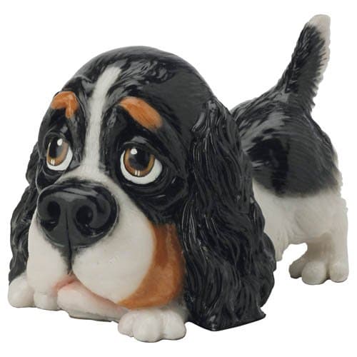 present gift. King Charles Spaniel Figurine with a Personalisation Tag. A Animal ornament that looks great