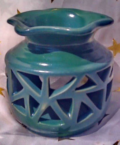 L-A-R-G-E~GREEN~Ceramic OiL DiFfUsEr~Burner~Warmer