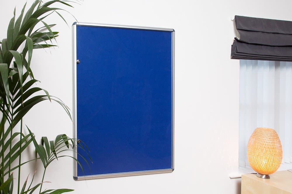 Scribble Tamper-proof Lockable Noticeboard 90 x 60 cm (9xA4) in Royal Blue. Class 1 Fire Resistant, Silver Anodized Aluminum Frame