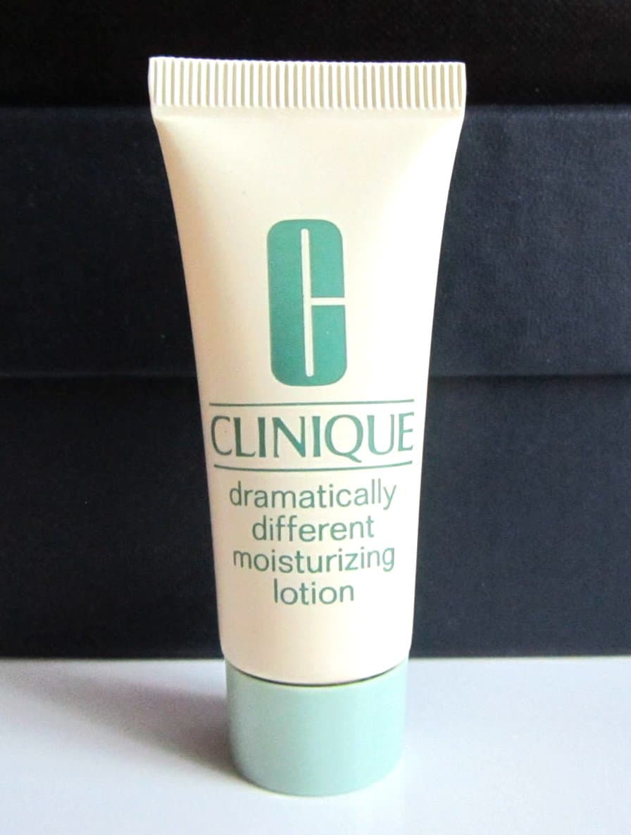 Clinique Dramatically Different Moisturizing Lotion Mini Size, 0.5 Ounce, Original Formula