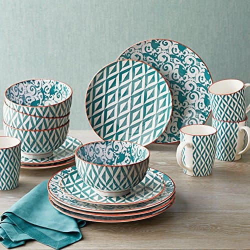 Durable Fun Teal Hand Crafted Style Porcelain Dinnerware Set, 16Pcs