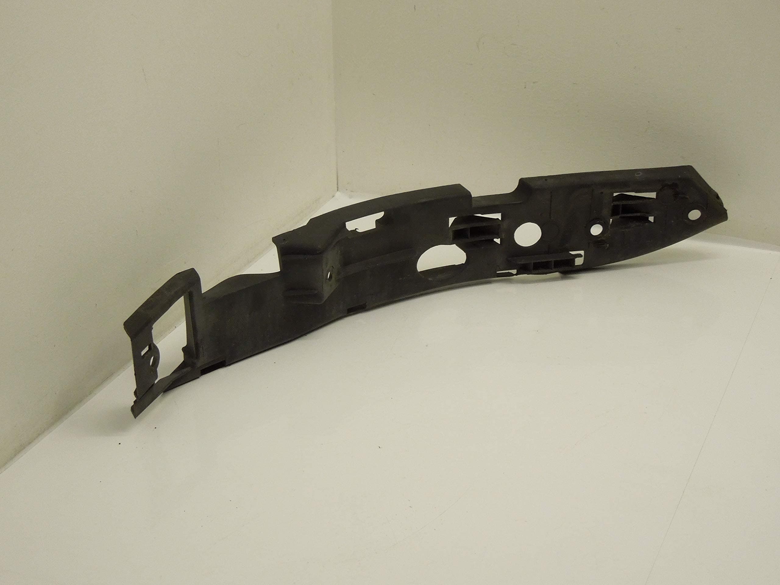 VW TOuareg 7L NS Left Front Bumper Bracket Support