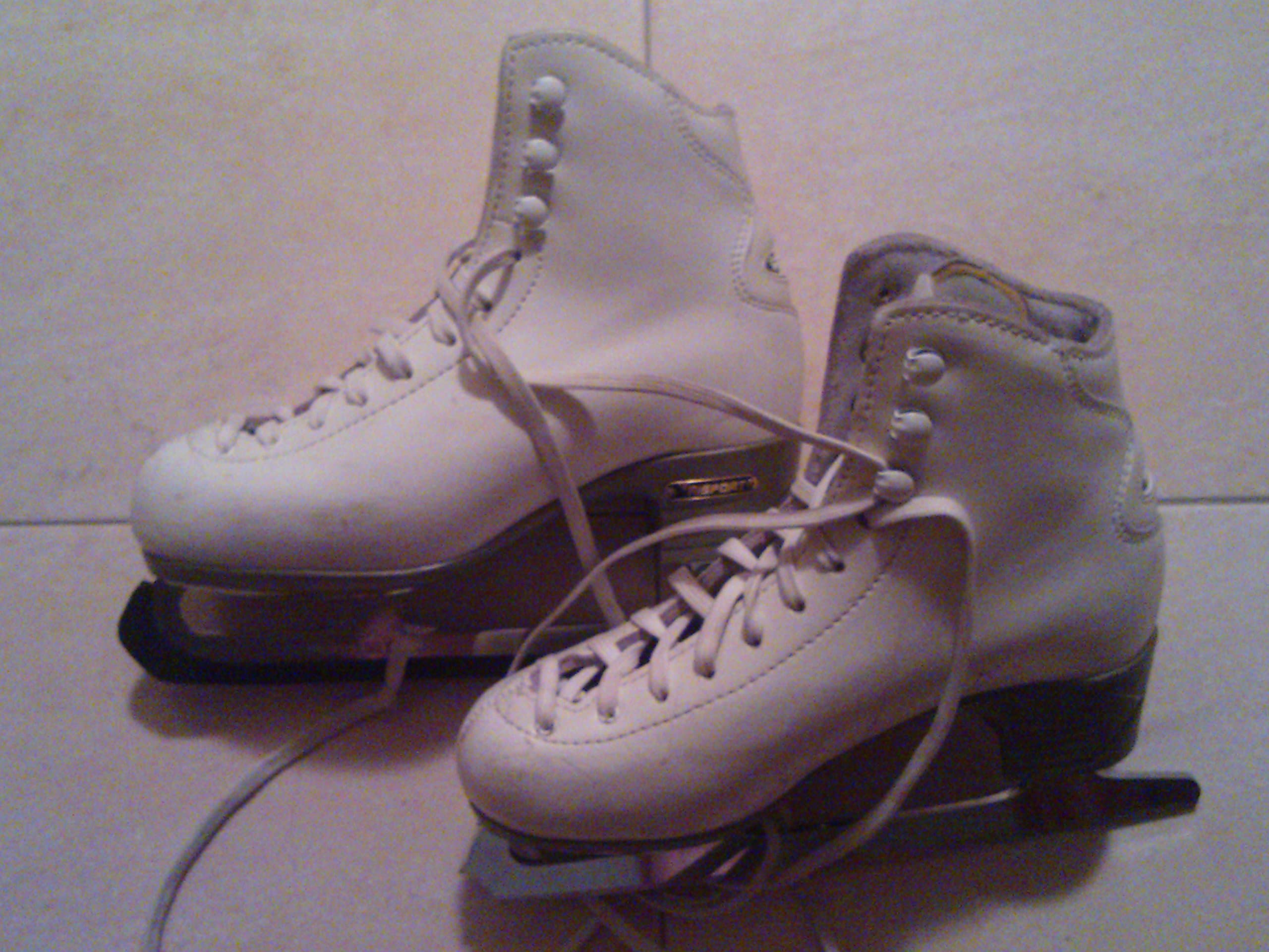 Risport Venus Figure Ice Skates - White