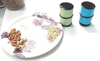 Dry Fruit Cutter, Manual Dryfruits Slicer Choppers, Pepper Grinder with 3 in 1 Blade for Almonds, Cashews, Spices etc. Multipurpose Uses Kitchen Accessories (May Vary Colour) Pack of 1