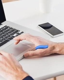 2 Pcs Sugar Control Li4 Acupressure Point Massager, Supporting Relaxation, Tension Relief And Headache Relief Hand Clip (Blue)