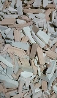 Brightify Mixed Slate Pencil Crumble Chalk 1kg Pack | Assorted Shale Stone Fragments in Red, White, and Black for Writing, Craft, Art & Display Use (108 Pieces)