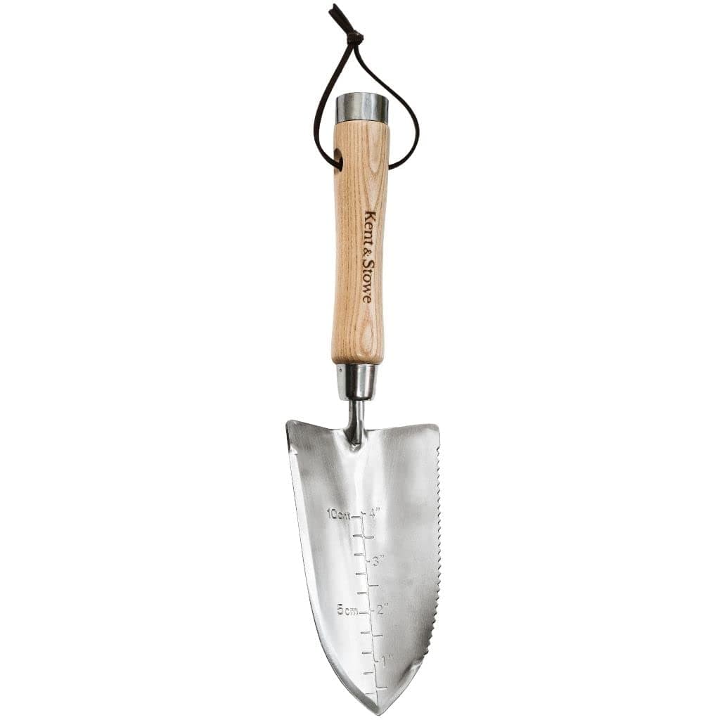 Capability Trowel, Compact and Multi-Functional Garden Trowel with Serrated Edge and Hammer, Classic All Year Round Garden Tools Made from Stainless Steel and Ash Wood