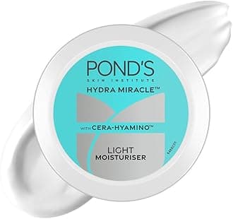 POND'S Light Face Moisturizer 200 ml, Daily Lightweight Non-Oily Cream with Vitamin E for Soft Glowing Skin, SPF 15 - With Vitamin C & Niacinamide
