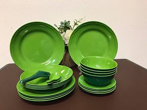 MrTableware 24-Piece Melamine Dinnerware Set Dipping Bowl Plate Spoon 2 Tone Color Green/GreenMoss