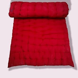 Soft Cotton Solid Color Quilt | Foldable Light Weight Filled Single Firm Cotton Quilt Mattress| Gadda (Solid Coloured, 1 Sleeping Capacity, 3 x 6 ft or 72 x 36 Inches) (Maroon)