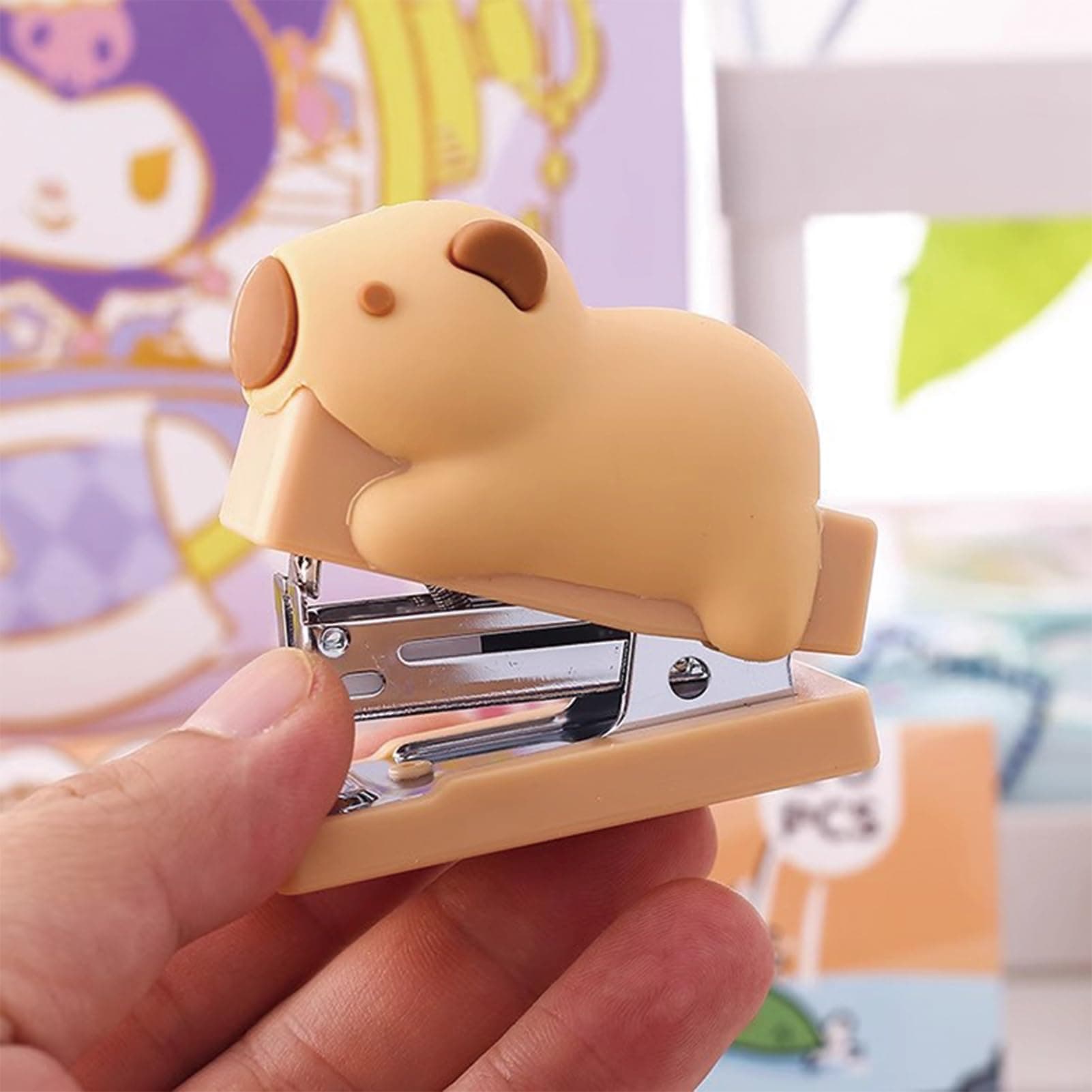 Cute Capybara Desktop Stapler with Staples, Small Mini Office Stapler, Cartoon Staplers for Desk, Handheld Staplers for Home Office (Capybara)