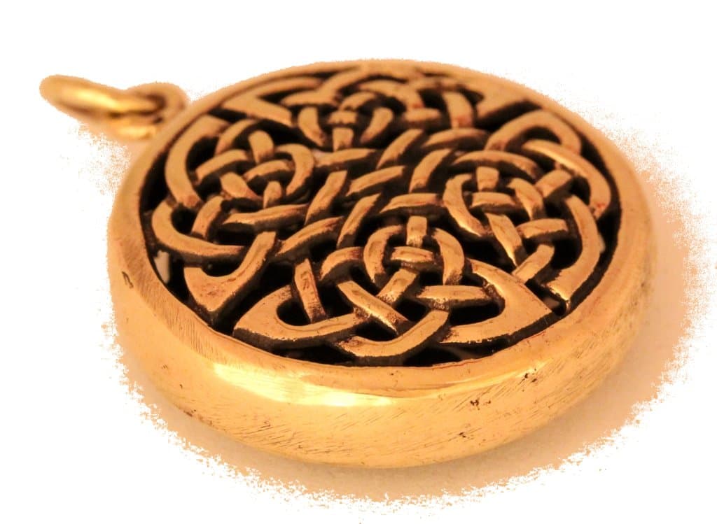 Celtic Amulet ACANA Pendant (Bronze)