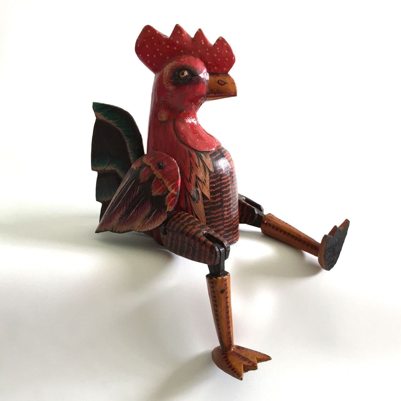 Wood Shelf Chicken (6" Red/Blk)