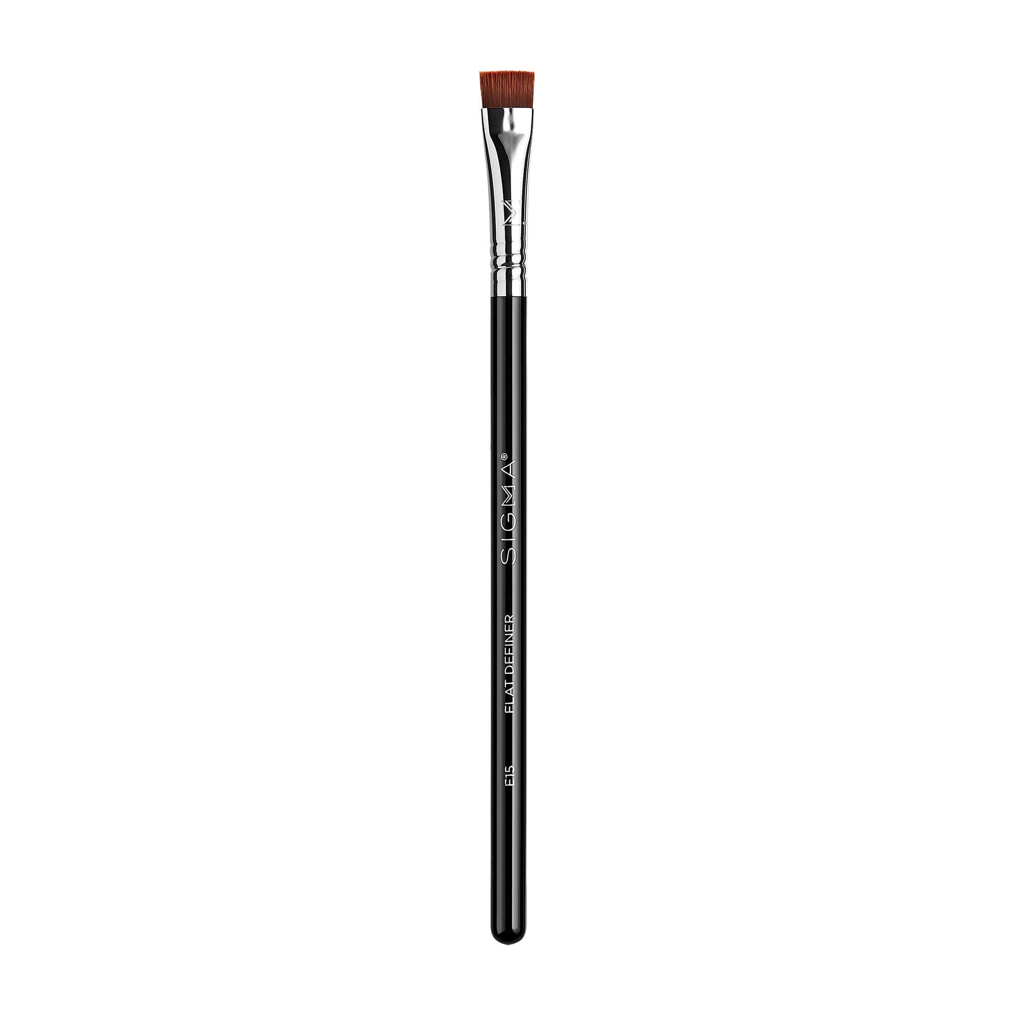 Sigma Beauty E15 Flat Definer Brush – Flat-Angled Professional Makeup Brush for Sharp, Defined Makeup Application, Eyeliner Brush Adapts to Liquid, Gel, & Powder Eye Makeup (1 Brush)