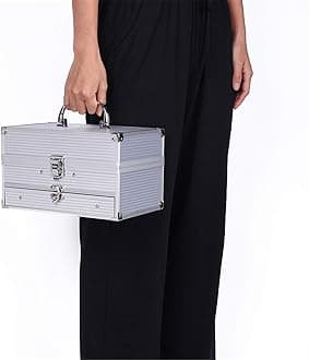 132 Colors All-in-One Makeup Gift Kit - Includes 94 Eyeshadows, 12 Lip Gloss, 12 Concealers, 5 Eyeliners