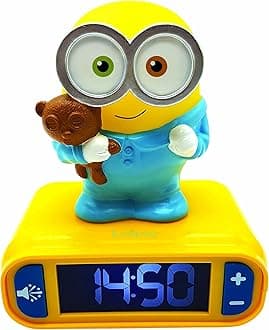 LEXIBOOK Digital Alarm Night Light-Snooze Function-Minions Sound Effects-Luminous Clock with Bob, Yellow/Blue
