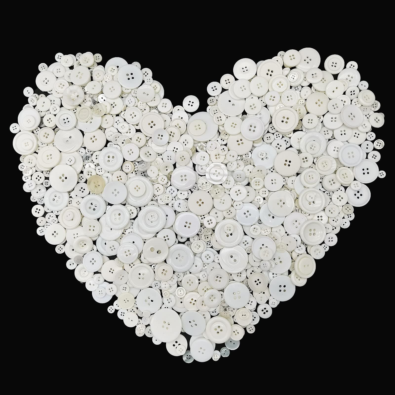 600-700Pcs White Buttons for Crafts Bulk Assorted Sizes White Craft Buttons for Crafting, DIY, Birthday Decoration, Party Decor