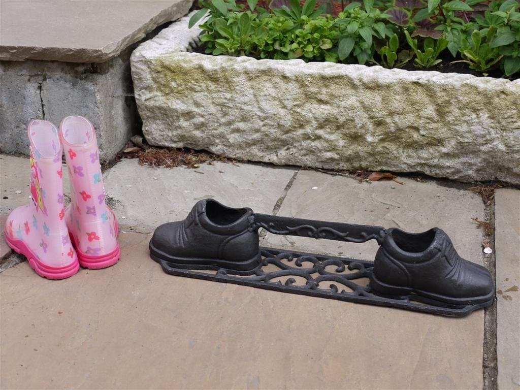 Best Value Here Cast Iron Boot Scraper Shoe Mud Remover Vintage Ornate Garden Patio Door Accessory (Mud Scraper)