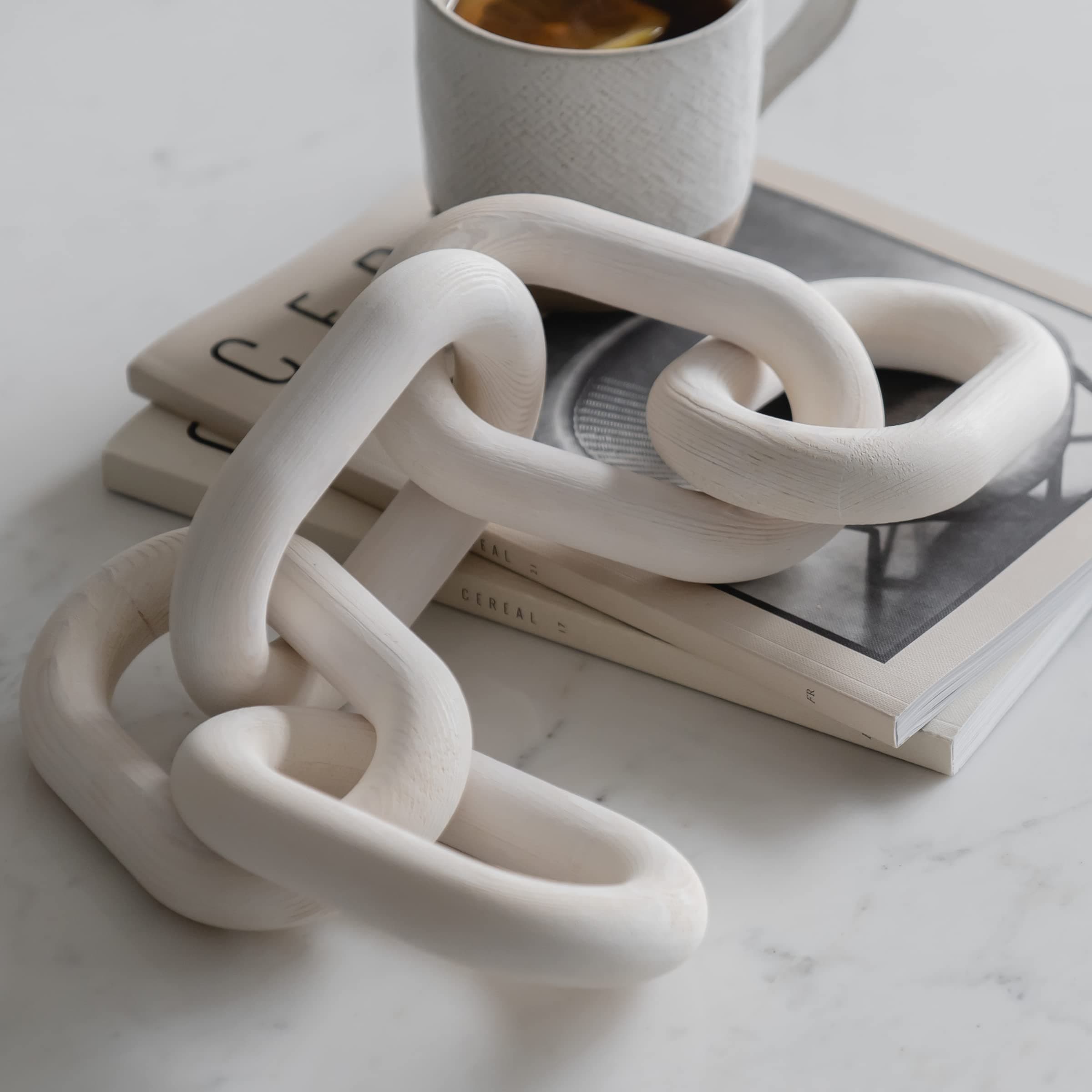 Wood Chain Link Decor - Rustic White Washed Decorative Chain, Coffee Table Decor, Book Shelf Decor Accents, Made from Pine Wood, Bookshelf Decor,Boho, Country or Modern Home Décor for Shelves