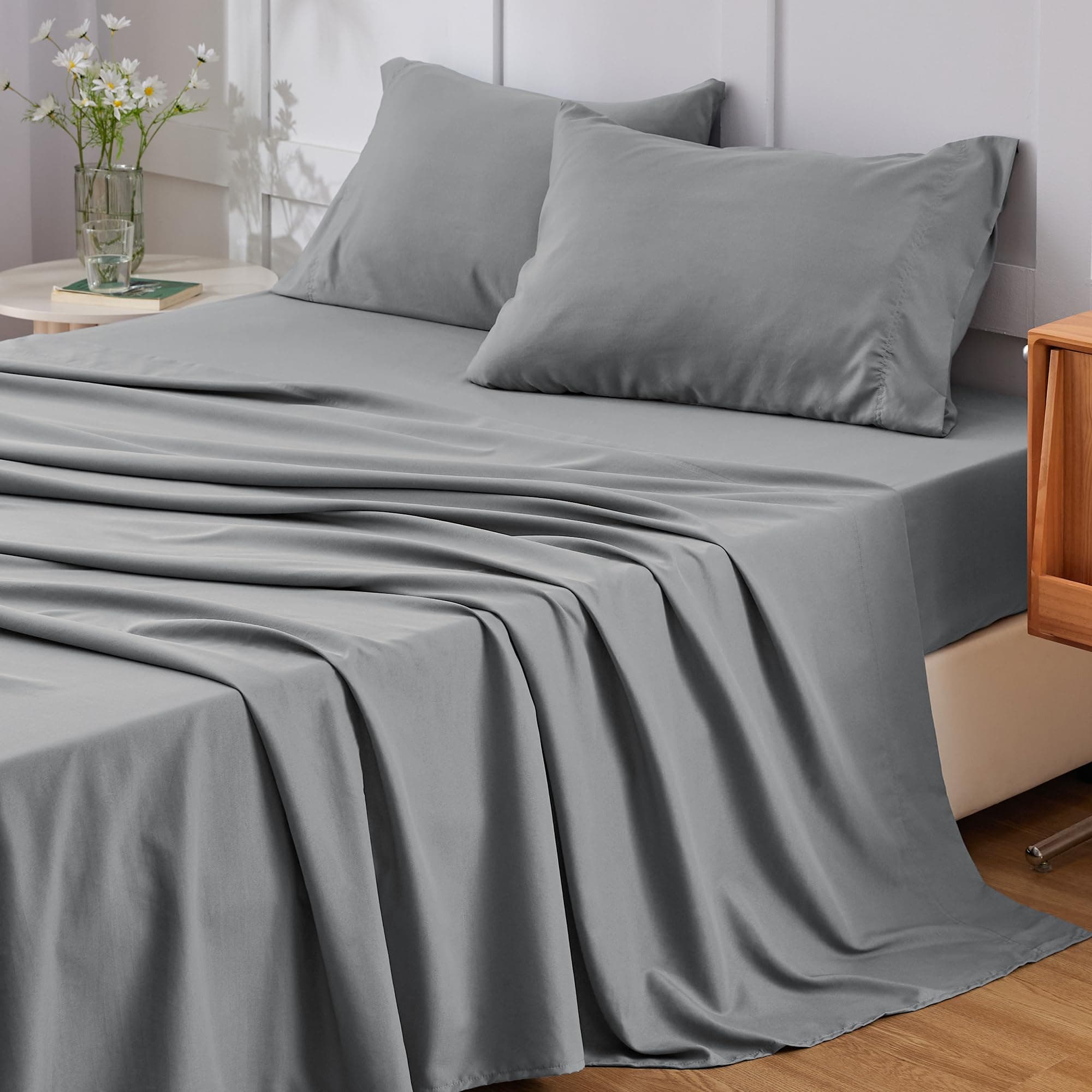 Queen Sheets Grey - Soft Sheets for Queen Size Bed, 4 Pieces Hotel Luxury Queen Sheet Set, Easy Care Polyester Microfiber Bed Sheet Set