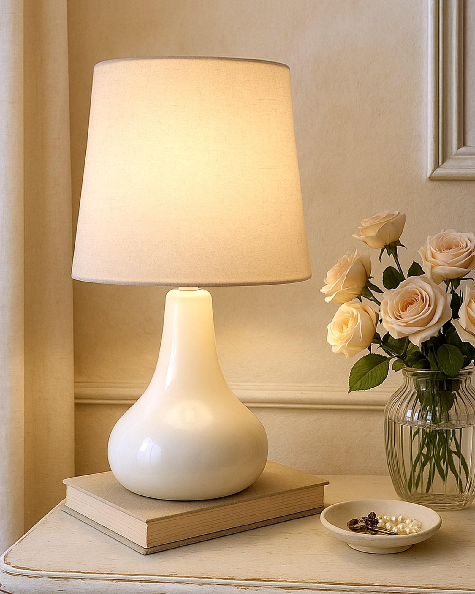 Homesake® Modern Small Ceramic Table Lamp, Warm Light Classic Bedside Desk lamp for Living Room Bedroom Dining, Restaurant, Farmhouse Nightstand Study Lamps with Fabric Shade (White)