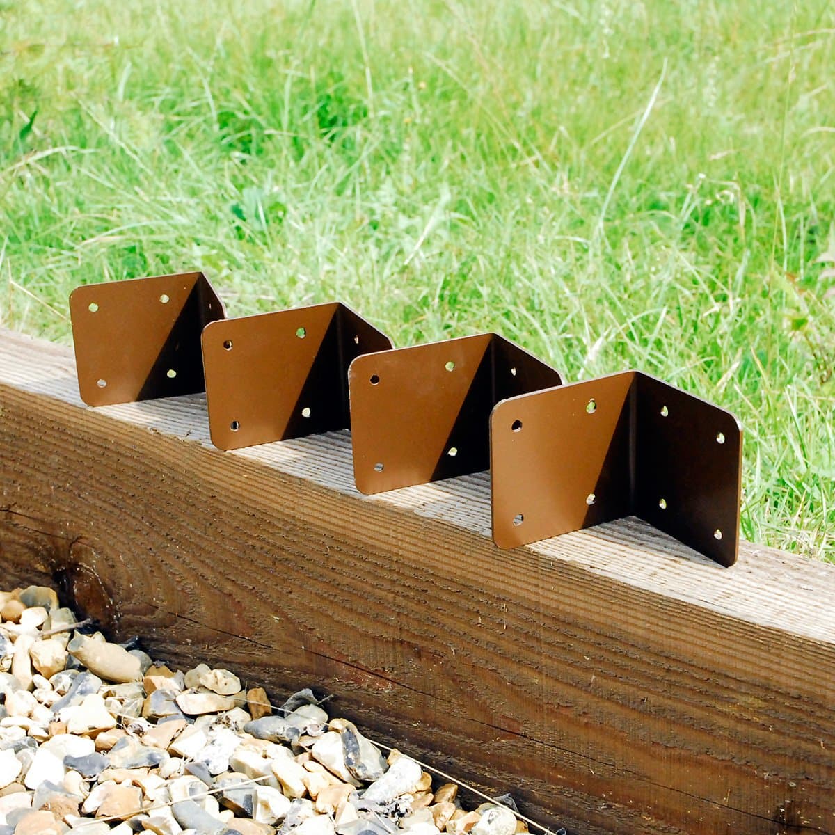 SleeperFit Extra Strong 4 X Corner Timber Railway Sleeper Brackets for Raised Beds, Double Height Driveway Edging, Wooden Planters and Retaining Walls (Brown)
