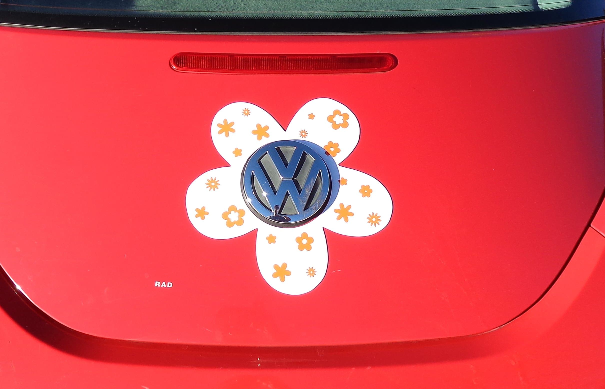 Magnetic VW Beetle Decal Orange Daisy