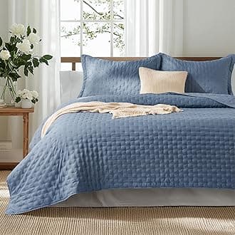 Bedsure Twin Quilt - Ultra Soft Twin XL Quilt Bedding for Dorm Decor, Lightweight All-Season Comforter, Mineral Blue Bedspread Coverlet with Clover Pattern, 68 x 86 Inches | Stitch-Free Quilting, Ultra Soft, Lightweight, Machine Washable, Pet-Friendly