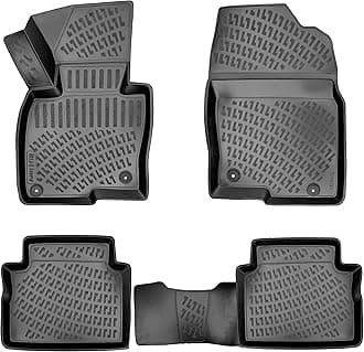 Floor mats with reinforcement in the pedal area and with a central tunnel in the rear of the mat
