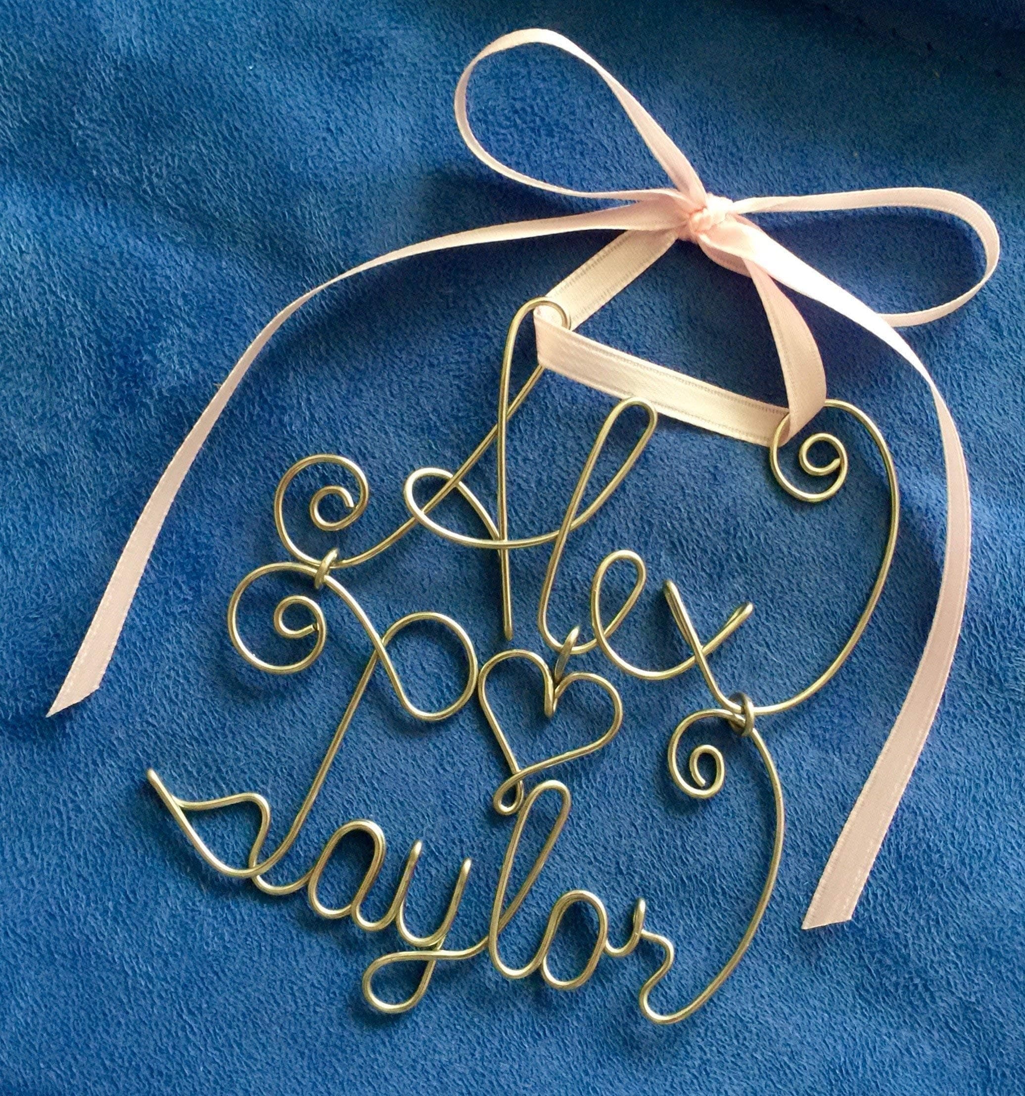 Personalized Valentine's Day Couple's Gift~Gold or Silver Wire~2 Names~Door or Wall Hanger~Any Names or Initials~Year, Date 2023 or 2024 option~4ever option~Heart~gift for your valentine