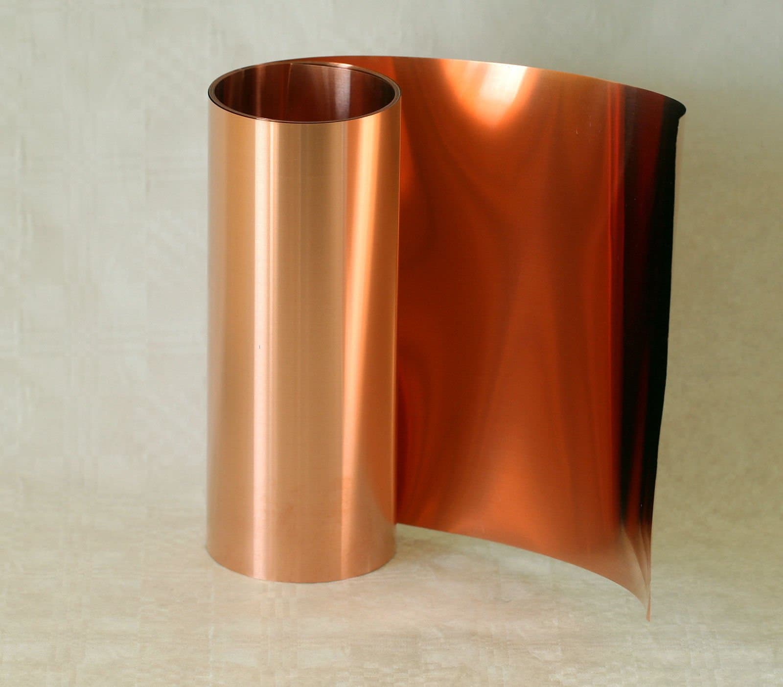 Copper foil, 2m roll, 0.1 X 200 mm.