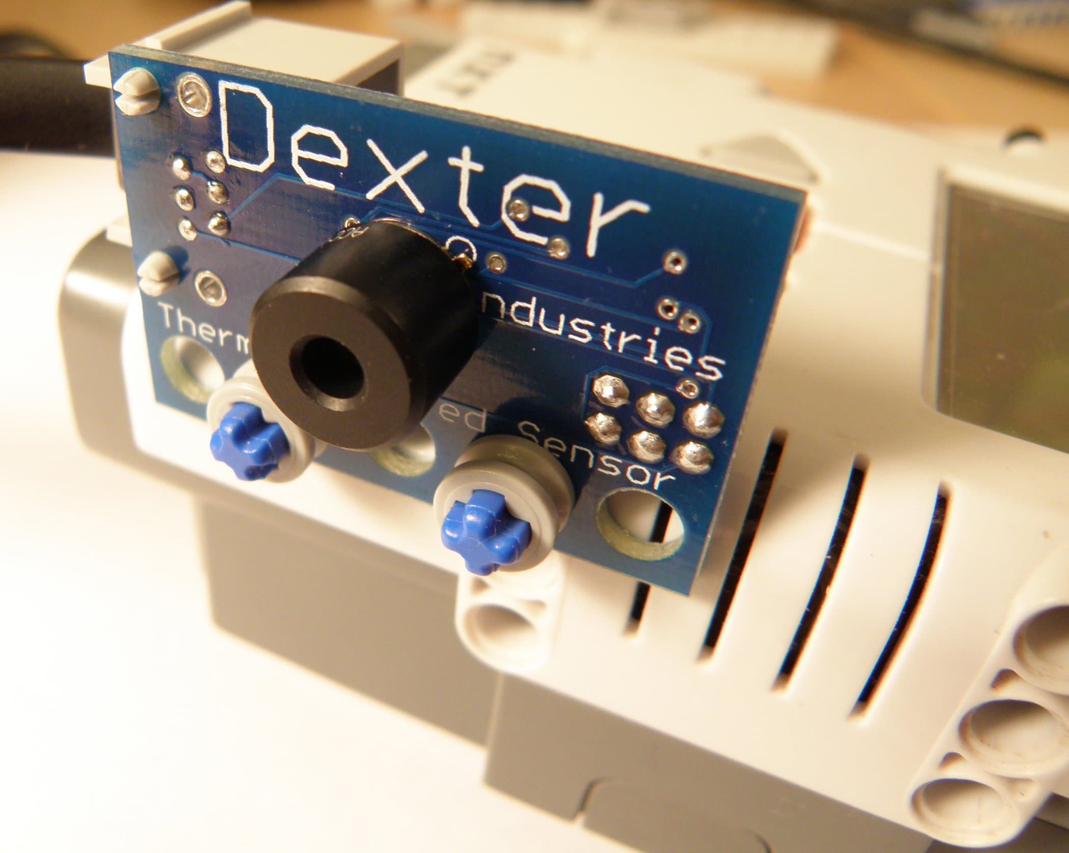 DThermal infrared sensor for Lego Mindstorms NXT robot