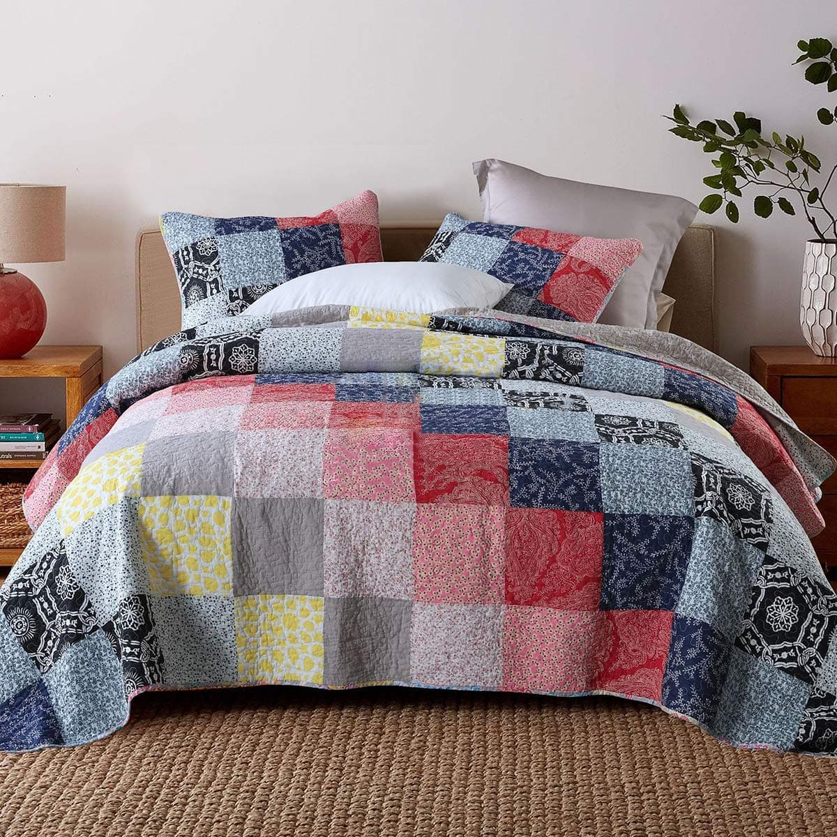 Quilted Patchwork Bedspread In Colourful Designs,Geometric Pattern Printed Bedding Cover With 2 Pillowcases,230 * 250cm