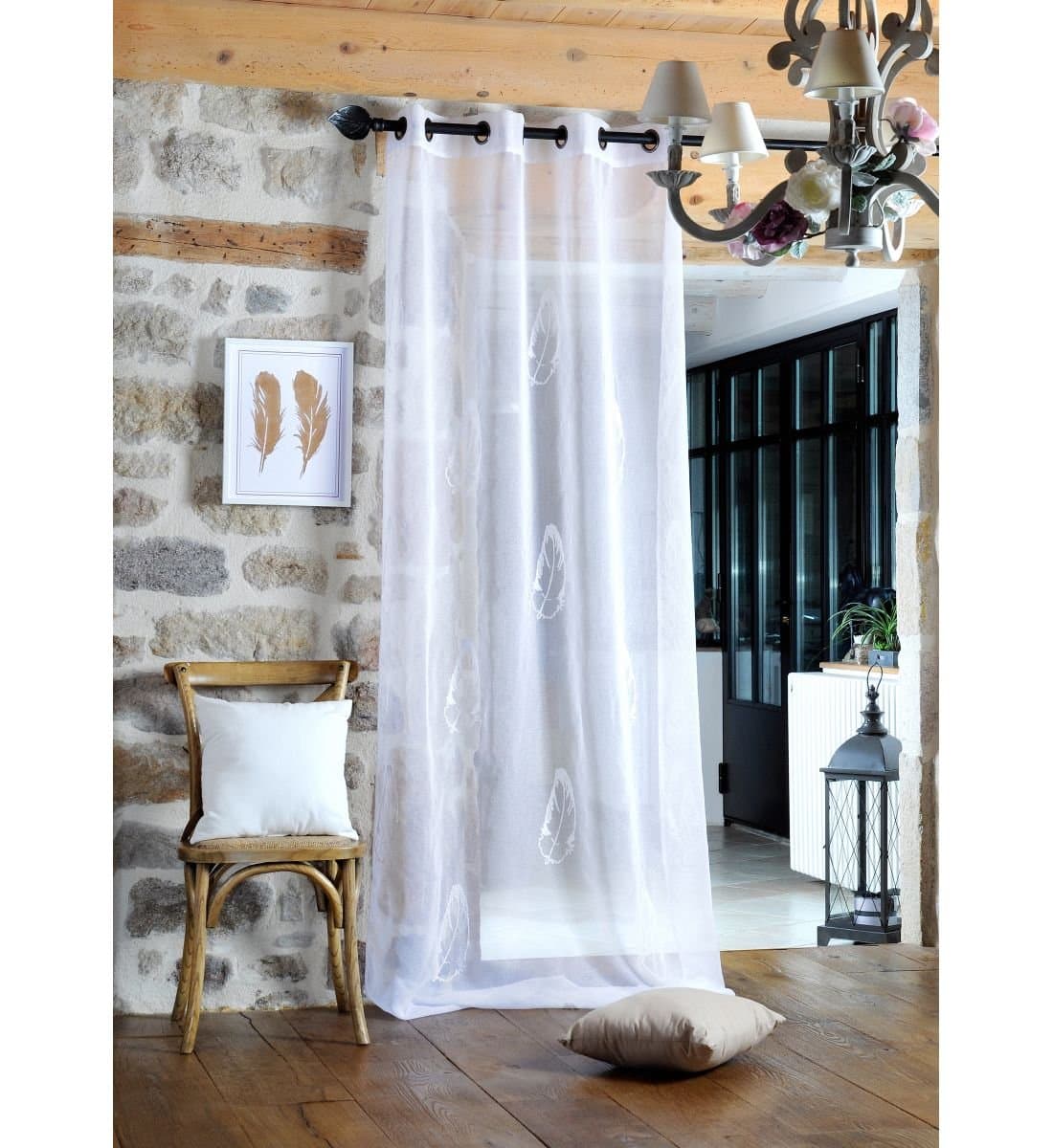 Ploma White Classic Split Curtain 100% Polyester Washable at 30 ° and No Ironing.