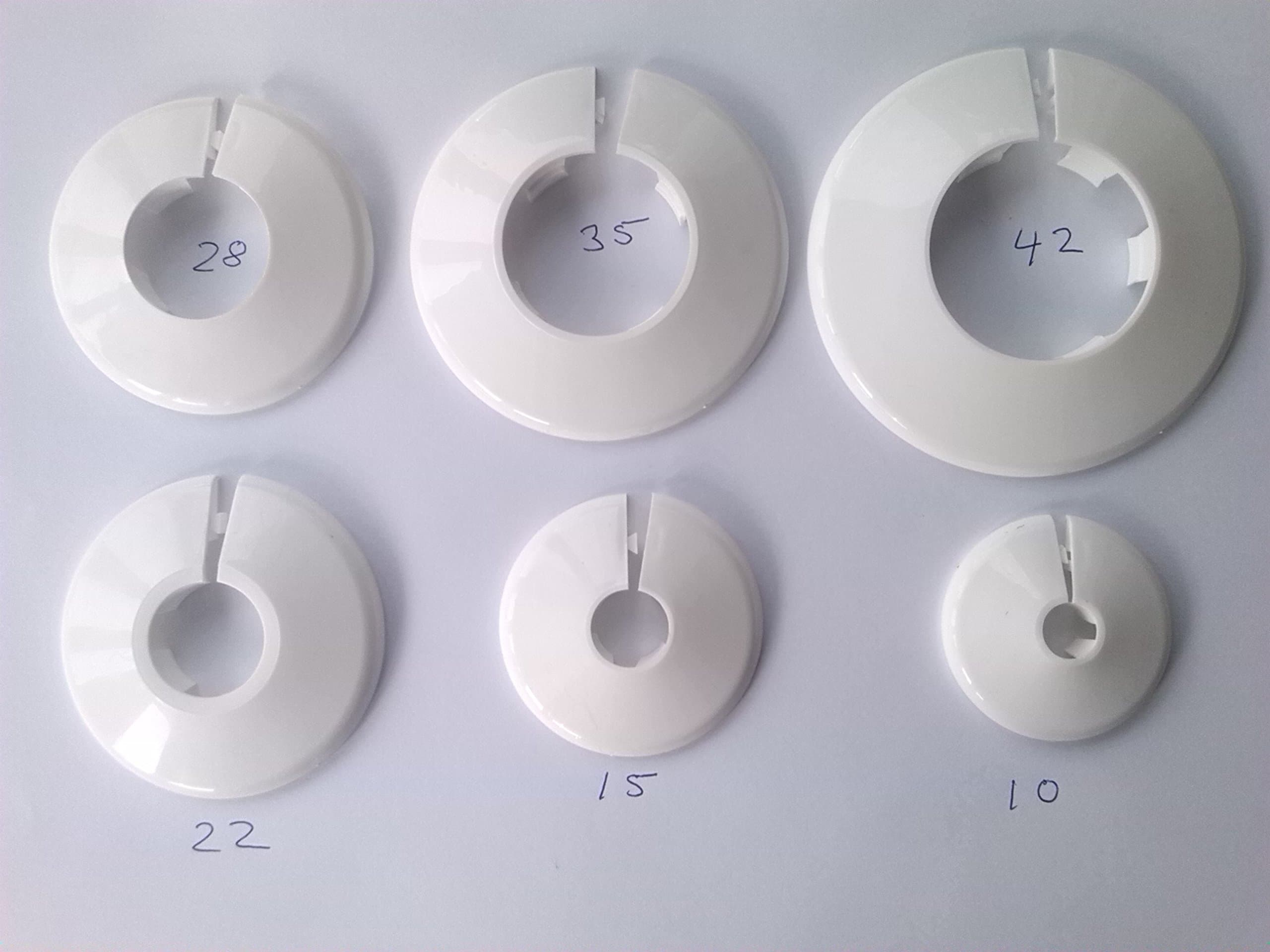 Pipe Collar Cover White 42MM X 1